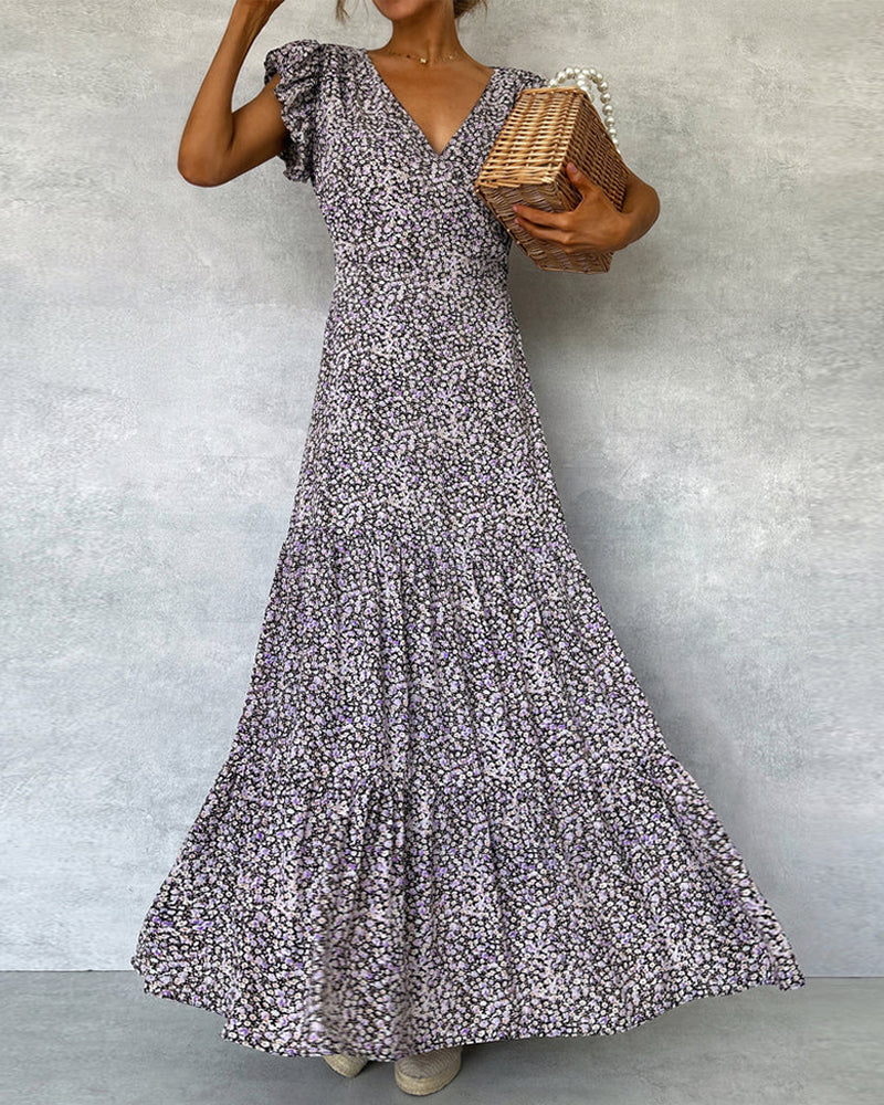 Elegant lang kjole med pjuskærmer og slids