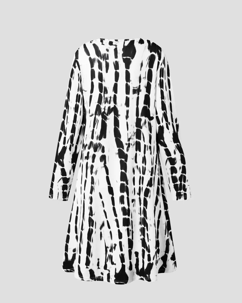 Kjole med v-udskæring og print